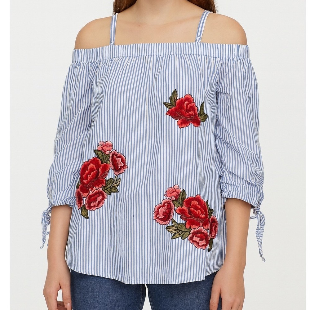 ROMEO + JULIET Cold Shoulder Striped Embroidered‎ Tunic Top Blouse Size M